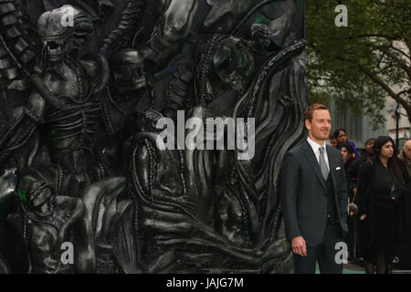 Alien: Bund Weltpremiere - Ankünfte mit: Michael Fassbender Where: London, Vereinigtes Königreich bei: Kredit-4. Mai 2017: Lia Toby/WENN.com Stockfoto