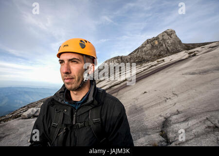 Klettersteige und Bergsteigen in Mount Kinabalu, Borneo, Malaysia. Stockfoto