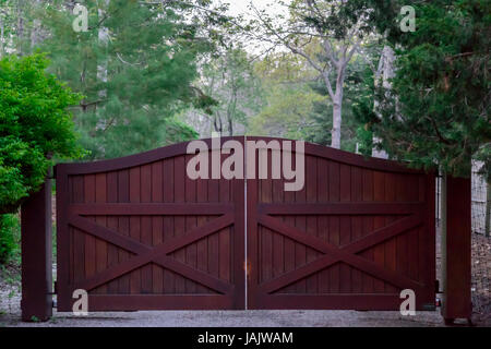 Gated Fahrt in den Hamptons Stockfoto