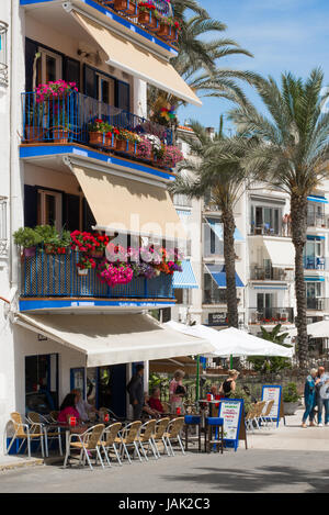 Sitges Sommerzeit Schwule Stadtstrand Stockfoto