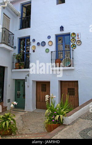 Eine Straße in Frigiliana, Andalusien, Spanien, Costa Del Sol Stockfoto