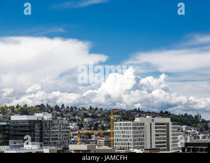 Queen Anne Hill mit Blick auf Seattle unter schönen Himmel Stockfoto