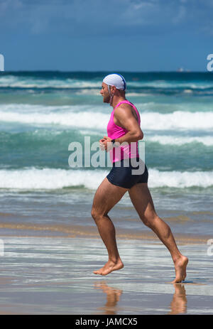 Wassersicherheit und Surf Life saving Club in Aktion am Bondi Beach, Sydney, Australien. Stockfoto