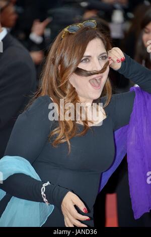 Agnès Jaoui Ankunft auf dem roten Teppich für den Film "L'amant Doppel" (The Double Lover) 70. Cannes Film Festival 26. Mai 2017 Foto Jacky Godard Stockfoto