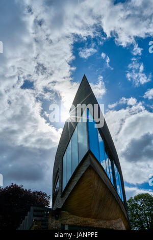 Das moderne und innovative Design des Kings School Wocester Michael Baker Bootshauses in Worcester, Großbritannien Stockfoto