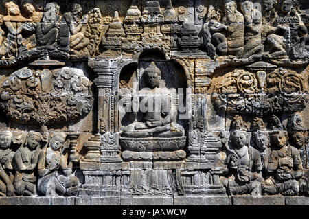 Relief Wand Borobudur-Tempel - Indonesien Stockfoto