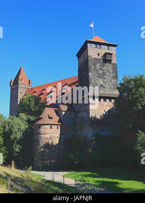 Nürnberg, Nürnberger Burg, fünfeckigen Turm, kaiserlichen Hofstallungen und Turm Luginsland, Middle Franconia, Bayern, Deutschland Stockfoto