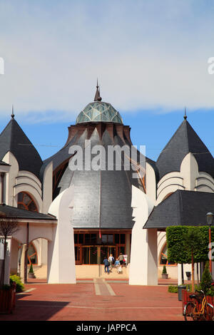 Ungarn, Mak —, Hagymatikum, Thermalbad, Architekten Imre Makovecz, Stockfoto