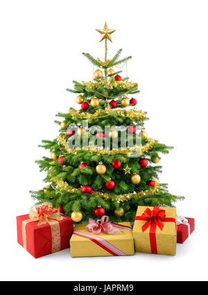 Helle Studioaufnahme von rot Und gold Geschmücktem Weihnachtsbaum Mit Geschenken Auf weiß Stockfoto
