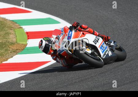 MUGELLO - Italien, Juni 3: Spanisch-Ducati-Pilot Jorge Lorenzo im Jahr 2017 OAKLEY MotoGP GP von Italien in Mugello Circuit am 3. Juni 2017 Stockfoto