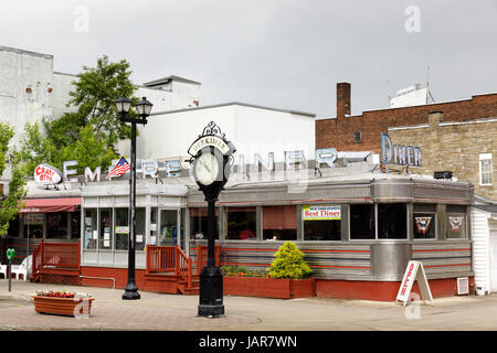 Herkimer, New York, USA – 5. Juni 2017: Crazy Otto Empire Diner wurde beste Diner im Staat New York für 2017 gewählt. Stockfoto