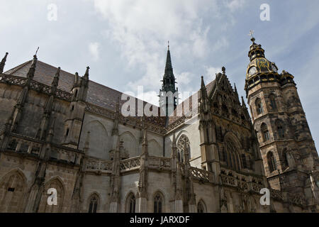 Türme der St.-Elisabeth-Dom in Kosice, Slowakei Stockfoto