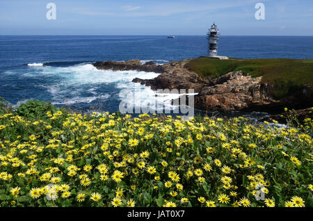 Isla Pancha Lighthouse in Ribadeo, Galicien, Spanien Stockfoto