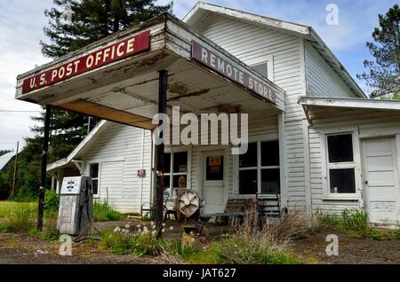 Dorfladen, Coos County, Oregon zu verlassen Stockfoto