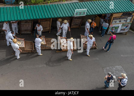 Die berühmten Madeira Schlitten Fahrten - der Startpunkt Stockfoto