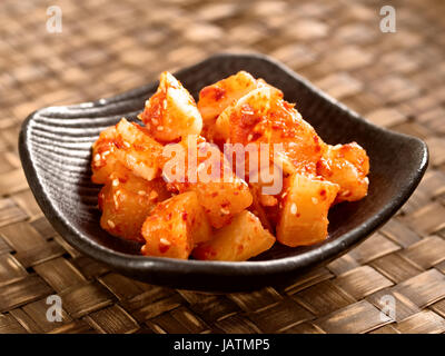 Nahaufnahme eines koreanischen eingelegter Rettich banchan Stockfoto