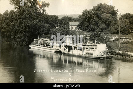 Antike c1910 Foto, Dampfer "Lorene Dubuque" auf den Minnesota River in Mankato, Minnesota. QUELLE: ORIGINAL REAL PHOTO POSTKARTE. Stockfoto