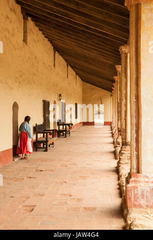 Kolonnade am La Purisima Mission State Historic Park, Lompoc, Kalifornien Stockfoto