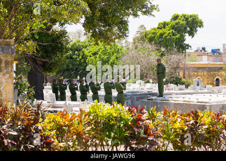 Begräbnis am Friedhof in Havanna, Kuba Stockfoto