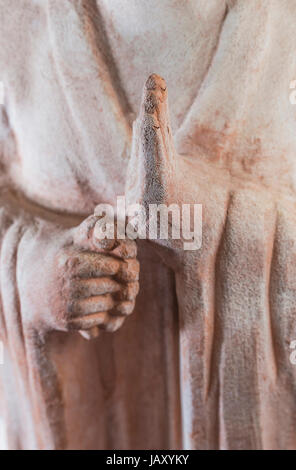 Buddhas Bäckerlehrling - Statue aus Stein 2 Stockfoto