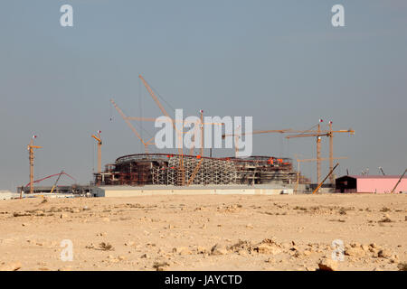 Bau eines Stadions in der Wüste von Katar, Nahost Stockfoto