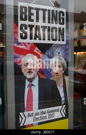 London, UK. 8. Juni 2016. Parlamentswahlen in Wetten Shop Spot. Bildnachweis: Expo Foto/Alamy Live-Nachrichten Stockfoto