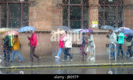 8. Juni 2017 Glasgow. Non-Stop sintflutartige Regenfälle im Zentrum Stadt. Bildnachweis: ALAN OLIVER/Alamy Live-Nachrichten Stockfoto