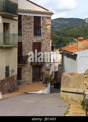 Gasse in Eslida ein Berg Villlage in der Provinz Castellon, Spanien Stockfoto