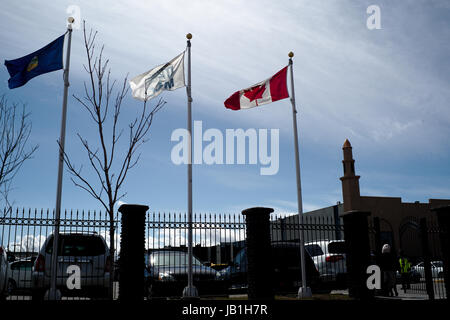 Arnaud de Grave/le pictorium - der muslimischen Gemeinschaft hilft Flüchtlingen in Calgary, Alberta. - 14/04/2017 - Kanada/Alberta - in Calgary, das Welcome Center in calagary ist an der Moschee entfernt. Flüchtlinge Hilfe bei der Verwaltung, ESL-Lektionen finden können, Aktivitäten für die Jugend und natürlich ein Ort, um zu beten. Stockfoto