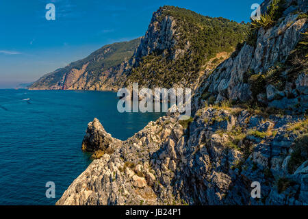 Italien Ligurien Portovenere Küste von Lord Byron cave Stockfoto