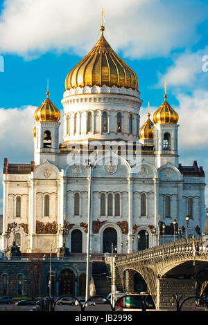 Kathedrale von Christus dem Erlöser und schöne Laternen, Moskau, Russland Stockfoto