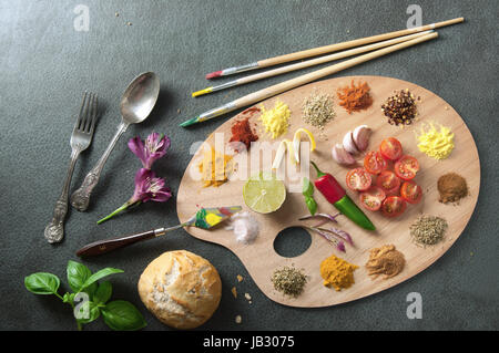 Frische Würze kochen Zutaten wie Kräuter und Gewürze in eine Maler-palette Stockfoto