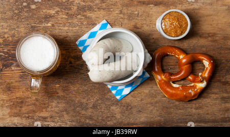 Bayerische Weißwurst Mit Breze Stockfoto