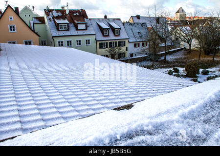 Verschneite Panorama der Wending (Gemeinde im Bezirk Bayern, Deutschland) Stockfoto