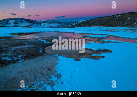 Winter-Sonnenuntergang in Yellowstone Stockfoto