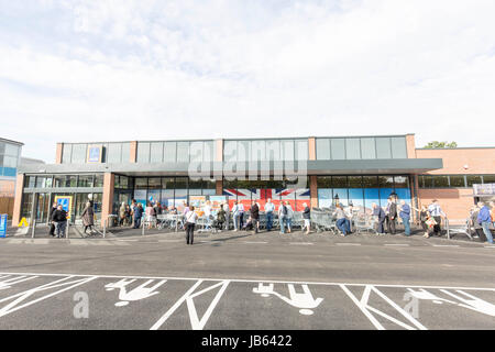 Aldi Supermarkt, Aigburth Stockfoto