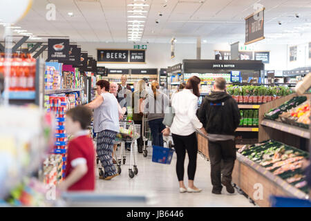 Aldi Supermarkt, Aigburth Stockfoto