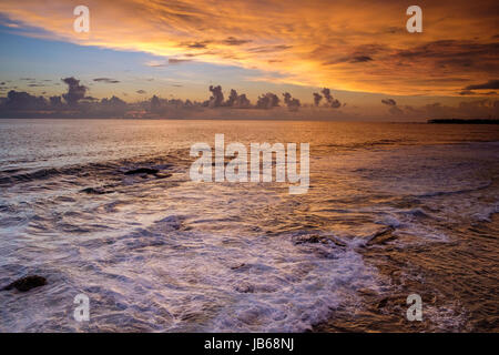 Sonnenuntergang über Galle Beach, Sri Lanka Stockfoto