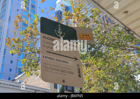 Alkohol-freie Zone-Zeichen in der Innenstadt von Sydney Australia. Stockfoto