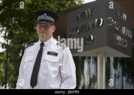 Sperrfrist bis 0001 Sonntag Juni 11 Metropolitan Police Inspector Jim Cole im New Scotland Yard, London, wo er seine Rolle in der Antwort der Polizei auf der London Bridge-Angriff bezeichnet. Stockfoto