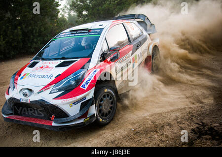 Olbia, Italien, 9. Juni 2017. FIA World Rally Championship - Rallye Italia Sardegna 2017. Wertungsprüfung #2: Terranova. Toyota Yaris WRC - Latvala Anttila Credit: Giacomo Altamira/Alamy Live-Nachrichten Stockfoto