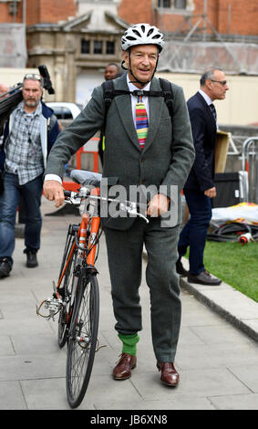 London, UK. 9. Juni 2017. Jon Snow Credit: Finnbarr Webster/Alamy Live-Nachrichten Stockfoto