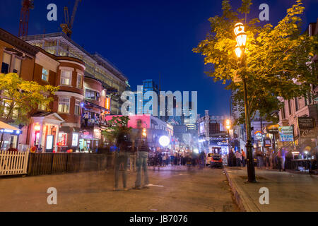 Montreal, Kanada - 9. Juni 2017: Crescent Street auf F1 Grand Prix Wochenende in der Nacht Credit: Marc Bruxelle/Alamy Live News Stockfoto