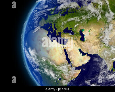 Europa, Mittlerer Osten und Afrika von Raum mit Atmosphäre und Wolken gesehen. Elemente des Bildes von der NASA eingerichtet. Stockfoto