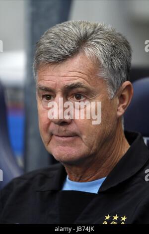 BRIAN KIDD MANCHESTER CITY Co-Trainer MANCHESTER CITY-Assistent ETHIAD Stadion MANCHESTER ENGLAND 15. August 2011 Stockfoto