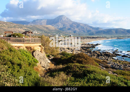 Falassarna Strand gewann Preise als der schönste Strand auf Kreta und ist immer einer der Top-Strände zehn in Europa, mit seinen herrlichen, feinen weißen Sand und warmen, kristallklares Wasser. Stockfoto