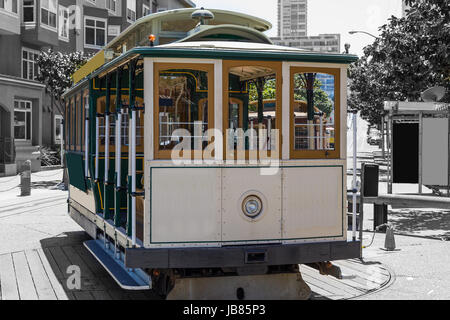 Ein Blick auf eine Seilbahn Wende in Fishermans Wharf Stockfoto