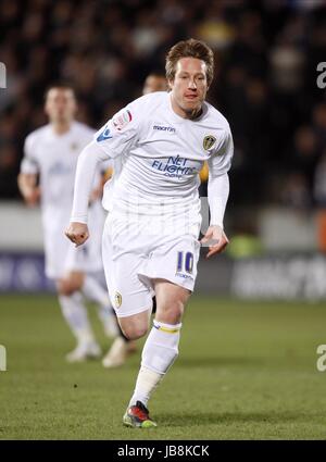 LUCIANO SCALONI LEEDS UNITED FC Burnley FC KC STADIUM HULL ENGLAND 1. Februar 2011 Stockfoto