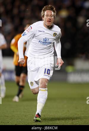 LUCIANO SCALONI LEEDS UNITED FC Burnley FC KC STADIUM HULL ENGLAND 1. Februar 2011 Stockfoto