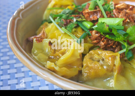 Chinesisches Essen, Wan-Tan und Nudelgerichte für Traditonal Gourmet-Knödel Bild Stockfoto